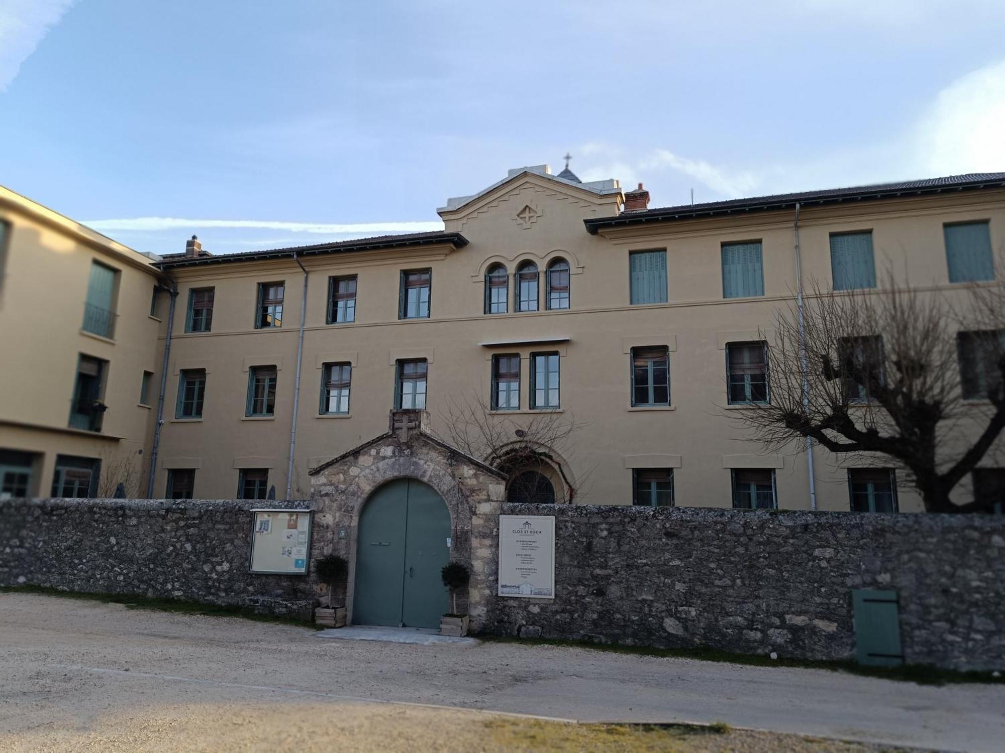 Gite D'Etape Et De Groupe Du Clos Saint Roch Viviers Dış mekan fotoğraf